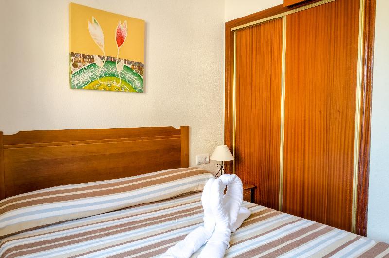 Apartamentos Tesy 拉曼加戴尔马尔梅纳 外观 照片